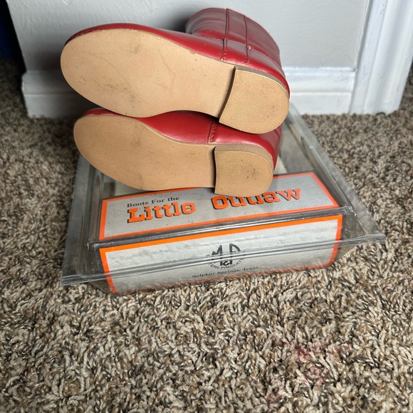 Little Outlaw Red Boots - Picture 7 of 12